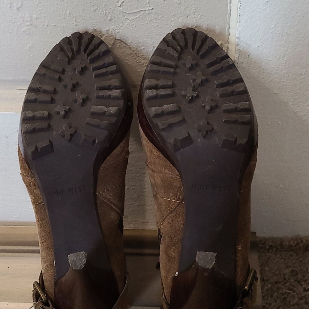 Military style leather booties! - Picture 6 of 9